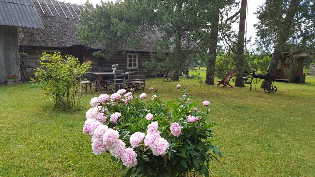 Maenni Summerhouse Kassari Εξωτερικό φωτογραφία
